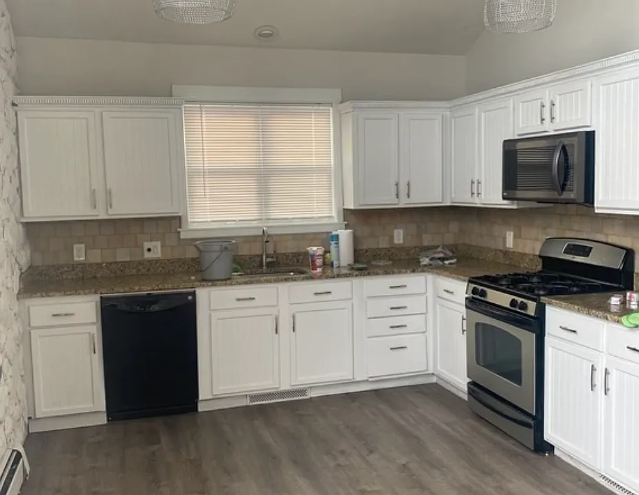 82 Gage Ave #3