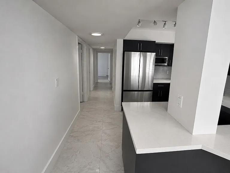 6235 SW Kendale Lakes Cir #140 — Photo 3