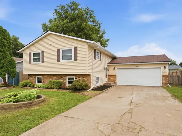 6511 Kelling St, Davenport, IA 52806