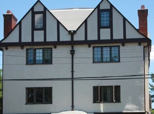 64 Parkway Rd APT 1B, Bronxville, NY 10708