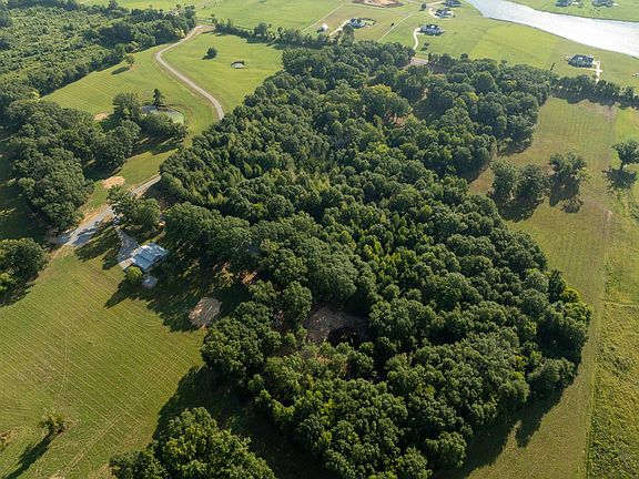 3rd image of 0 Fallen Oak Cv Lot 8