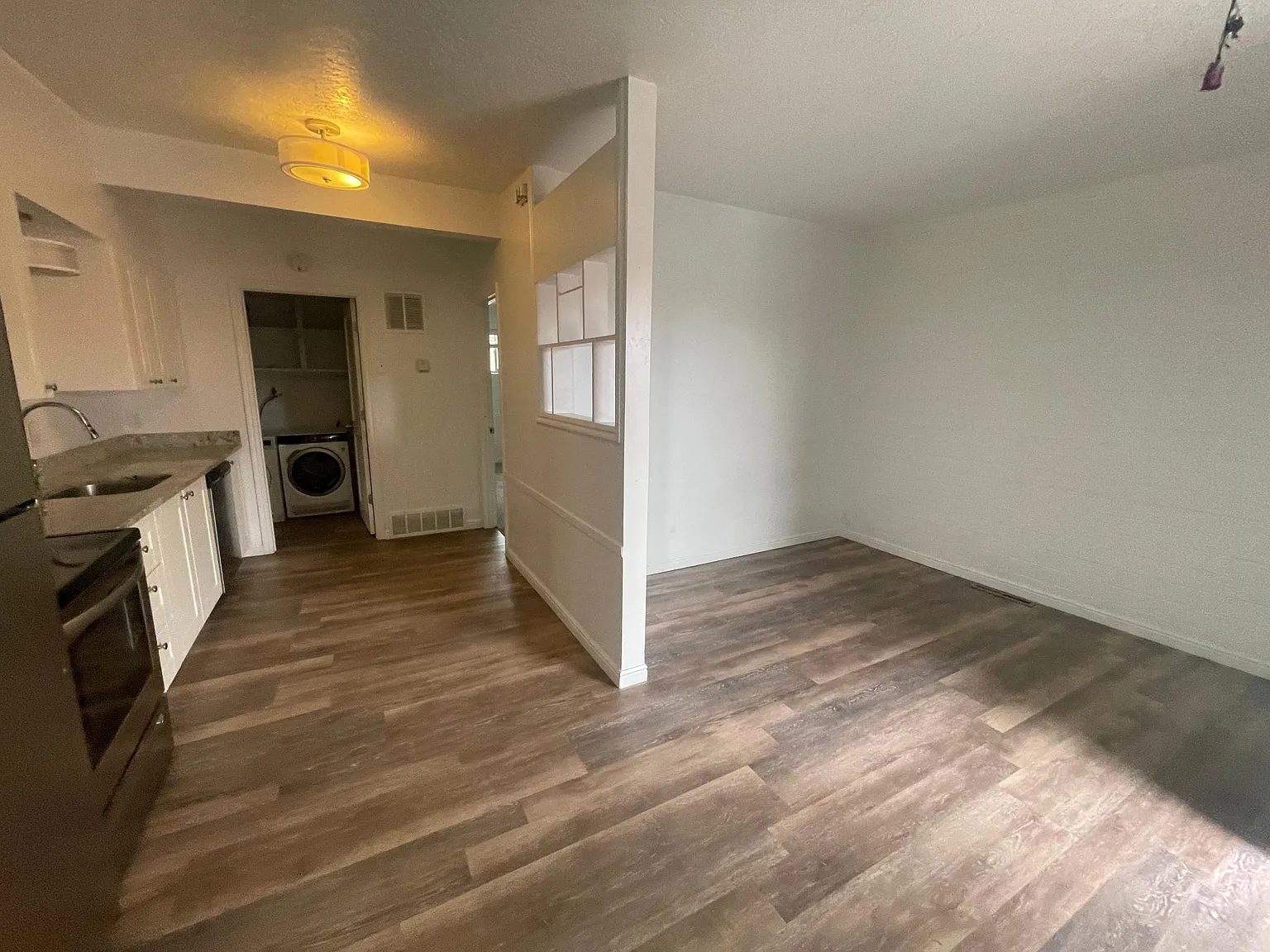 24 E 1700 S — Photo 2