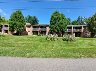 100 Winwood Dr #B, Mansfield, OH 44907