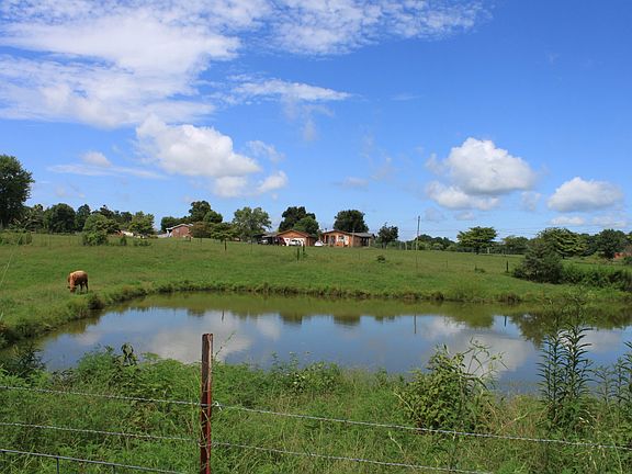 3rd image of 2 Old Mill Hill Rd