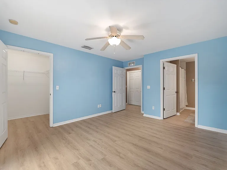 4215 SW 31st Dr #204 — Photo 18