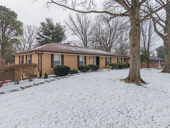 4th image of 309 Plantation Ln