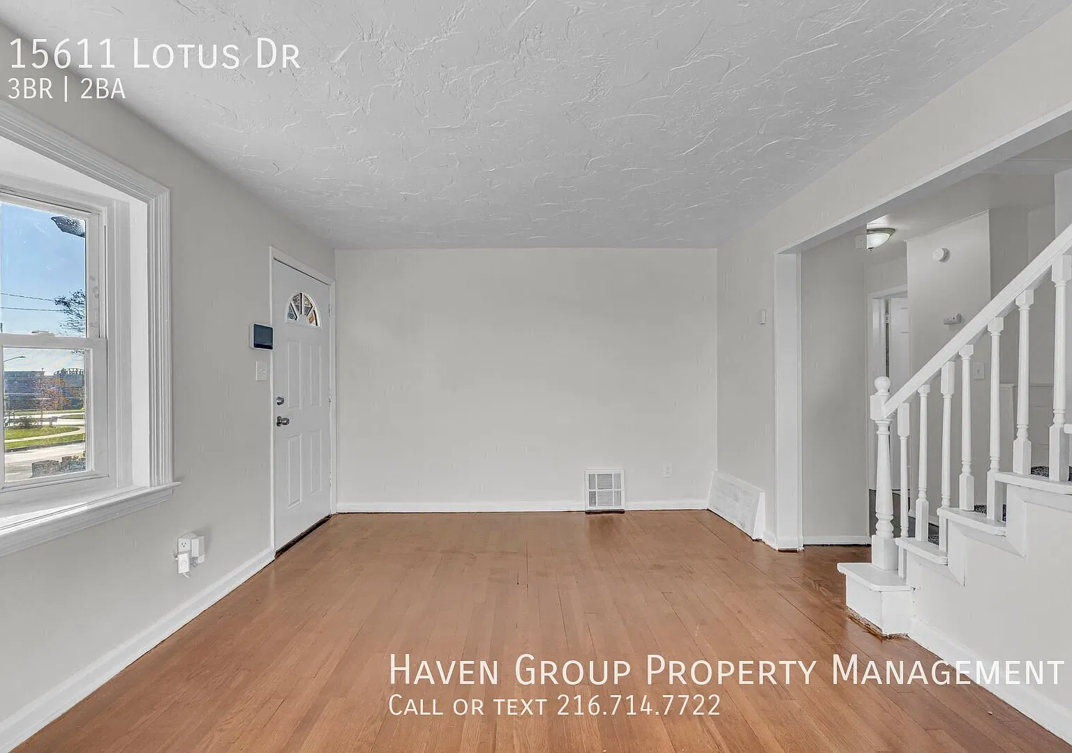 15611 Lotus Dr, Cleveland, OH 44128 - Spacious 3-bed 1.5-bath single-family home! — Photo 4