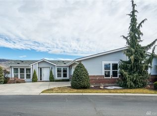 572 Canyon Dr, East Wenatchee, WA 98802