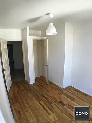 Rented by Bond New York | media 29