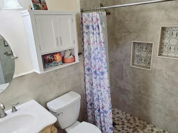 616 NW 47th St, Pompano Beach, FL 33064