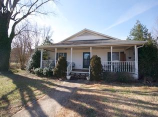142 Walker St, Columbus, NC 28722