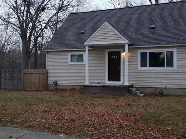 771 E Pike St, Pontiac, MI 48342