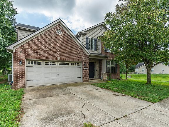 2nd image of 1064 Kavenaugh Ln