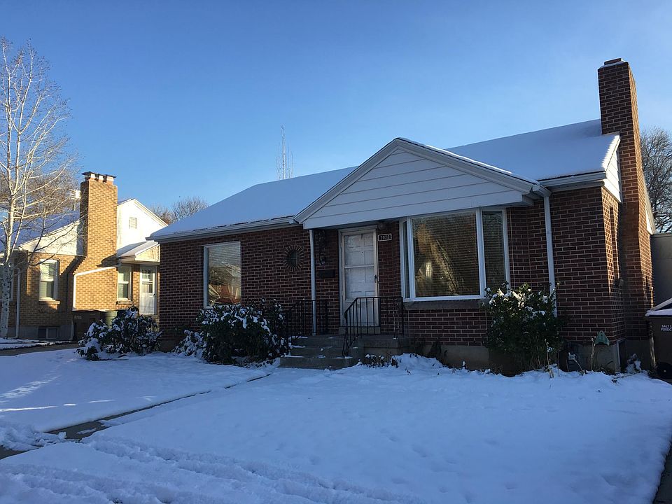 1st image of 2028 E Redondo Pl