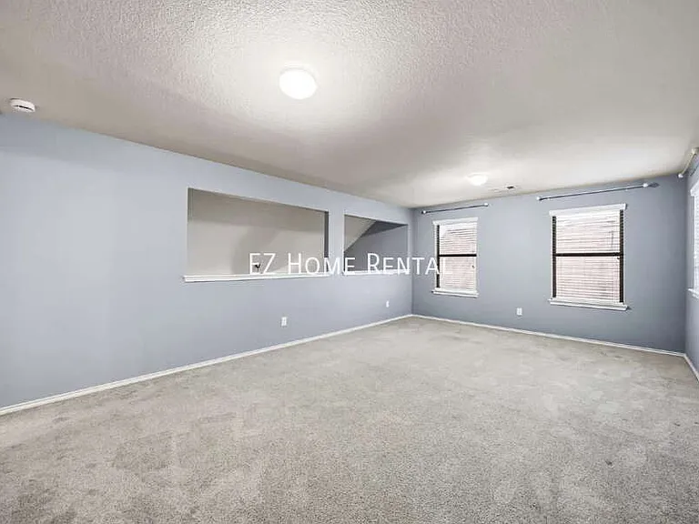 21615 Cavallo Ln — Photo 16