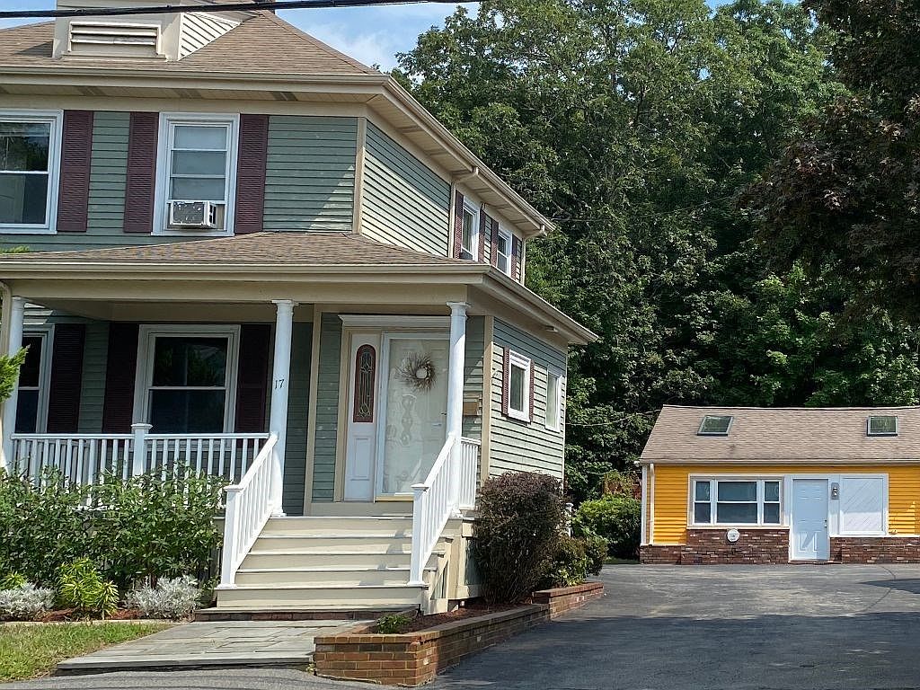 17 Fremont St, Taunton, MA 02780 Zillow