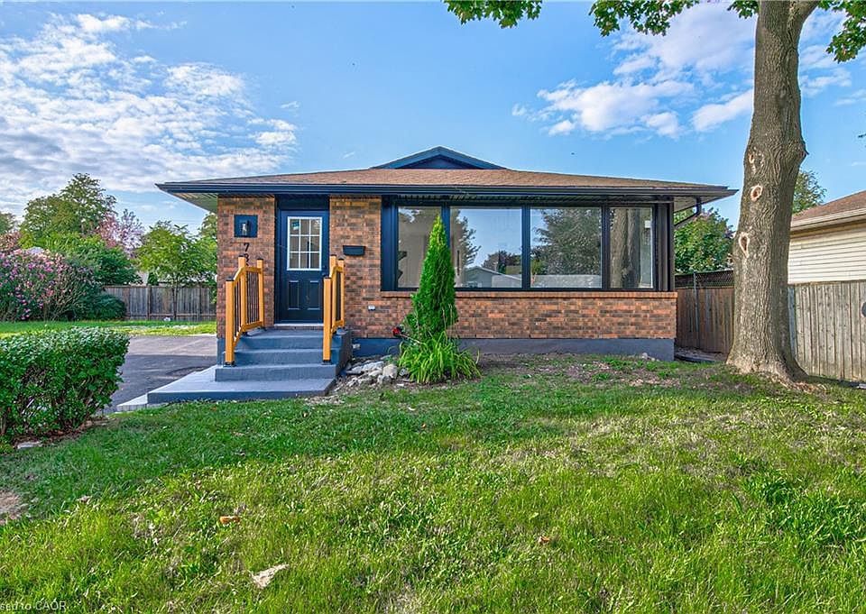 1st image of 7385 N Dorset Pl