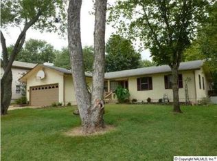 14005 Maebeth Dr SE, Huntsville, AL 35803