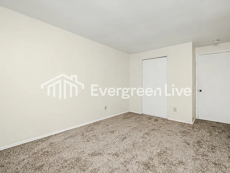 8229 Mount Carmel St — Photo 13
