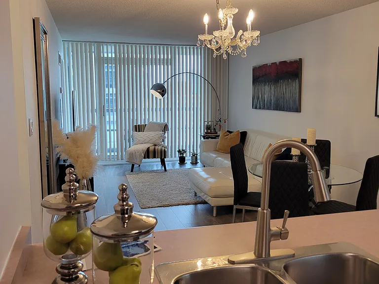 156 Enfield Pl #1801 — Photo 8