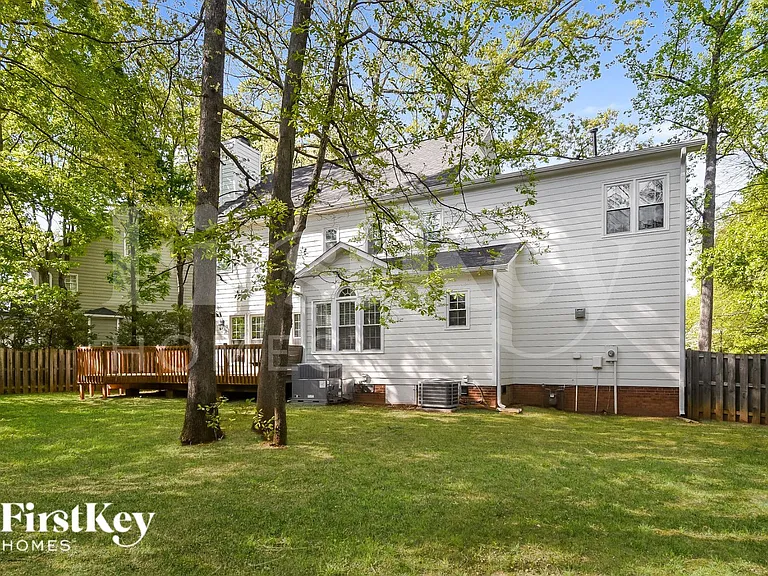 11 Stonebury Ct — Photo 14