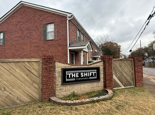 526 N Mendenhall Rd APT 105, Memphis, TN 38117