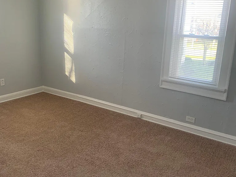 3440 Granton Ave — Photo 16