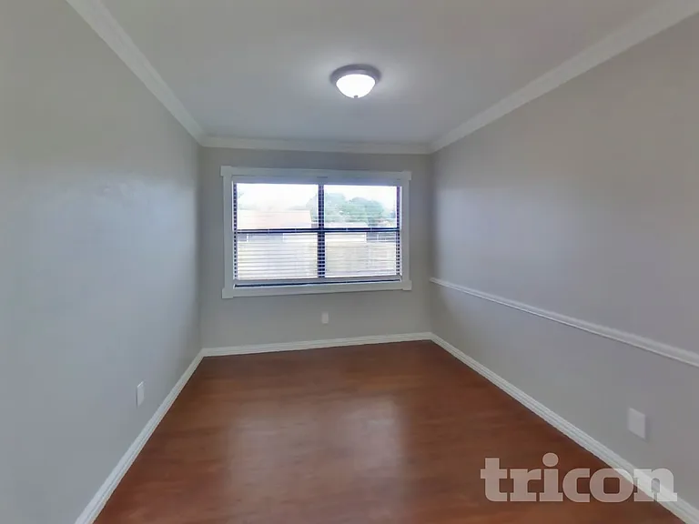 414 Hemlock Dr — Photo 7