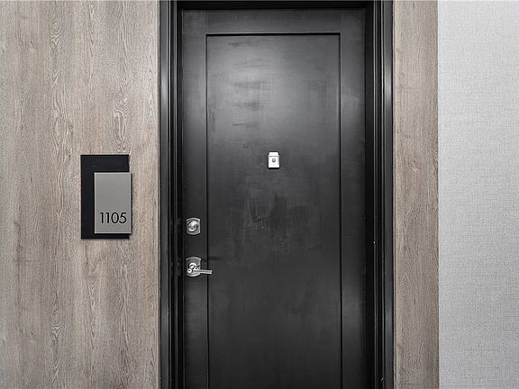 4th image of 350 Oliver Ave #1105