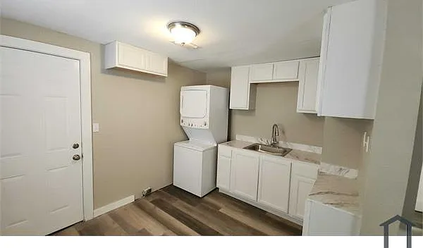 1033 Franklin St — Photo 6