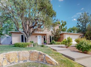 1900 Kriss Pl NE, Albuquerque, NM 87112