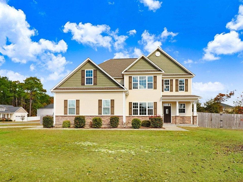 1st image of 200 Plainfield Dr