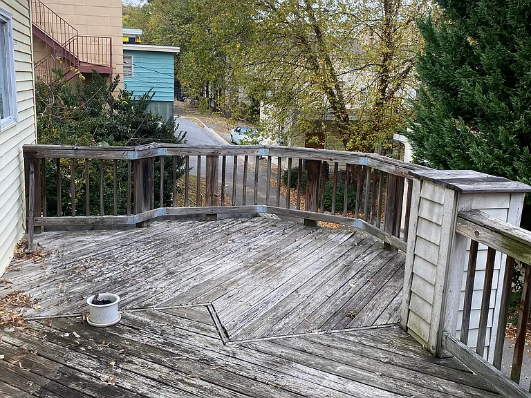 205 N Spring St #B — Photo 16