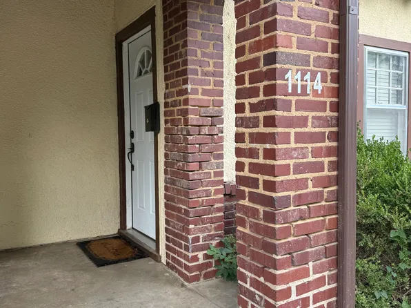 1114 N Carlos St, Wichita, KS 67203