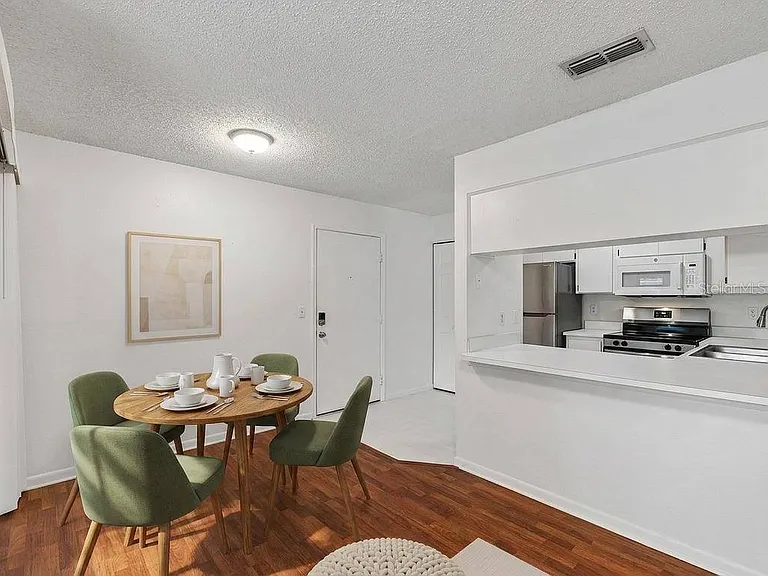 606 S Albany Ave #3 — Photo 11