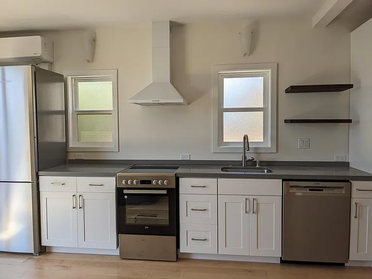 1722 Sonoma Ave — Photo 15