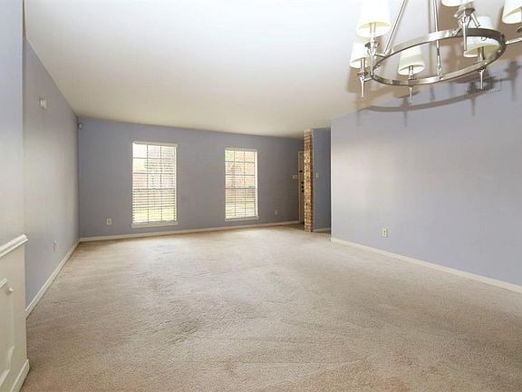5th image of 10332 Longmont Dr #47/3