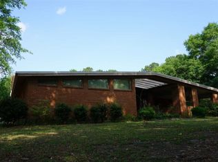 271 Everett Church Rd, Mendenhall, MS 39114