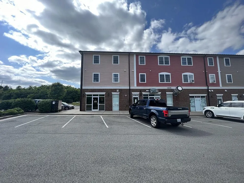 1035 Mercantile St #205