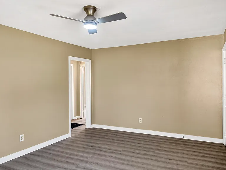 3932 Atlanta Dr — Photo 7