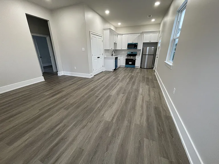 1333 Angela St #1333 — Photo 5