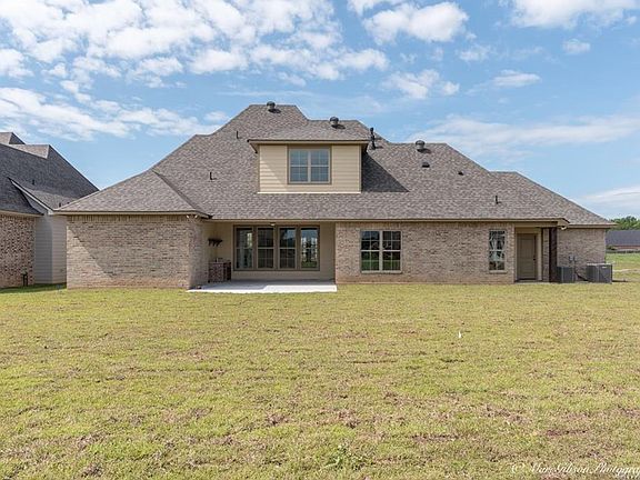 4th image of 602 Caledonia Dr