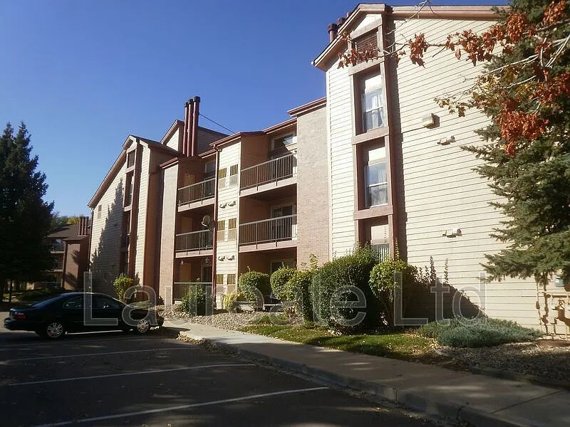 1 bed, 1.0 bath, 608 sqft, $1,295 — Photo 1
