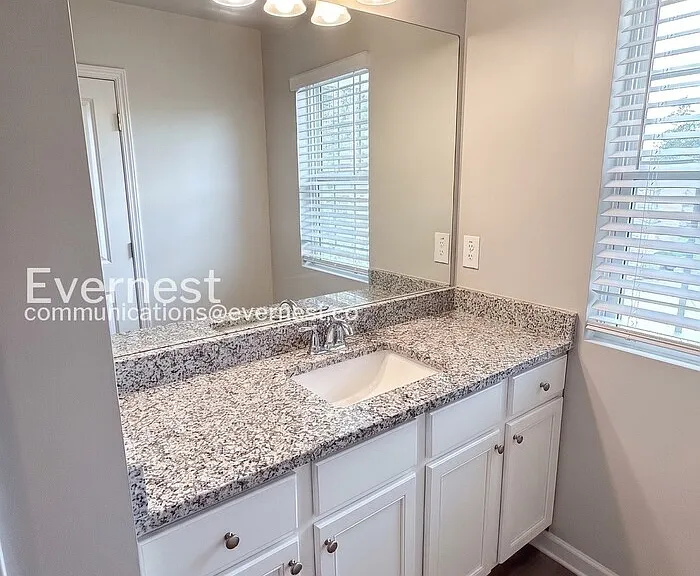 1538 Persimmon Trce — Photo 14