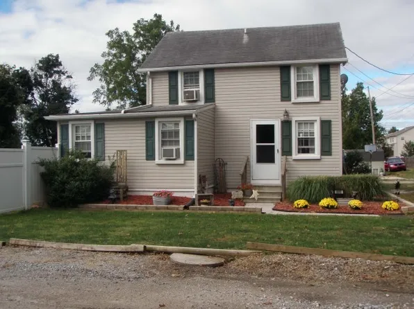 606 Oxford Ave, Hanover, PA 17331