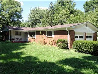 1st image of 702 W 51st St