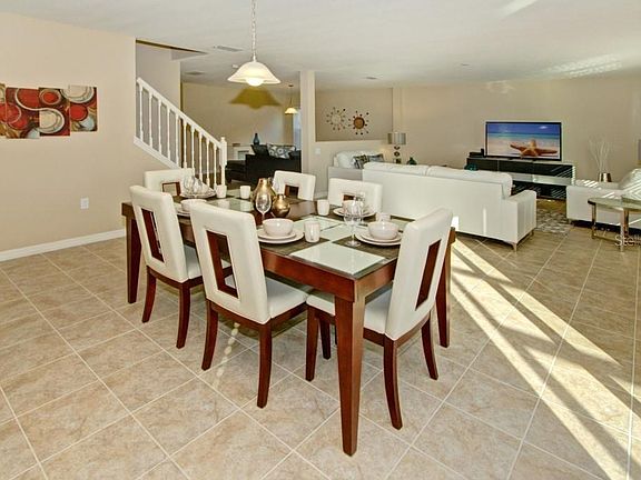 3rd image of 1019 Tourmaline Dr