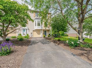 134 Westbrooke Ln, Coraopolis, PA 15108