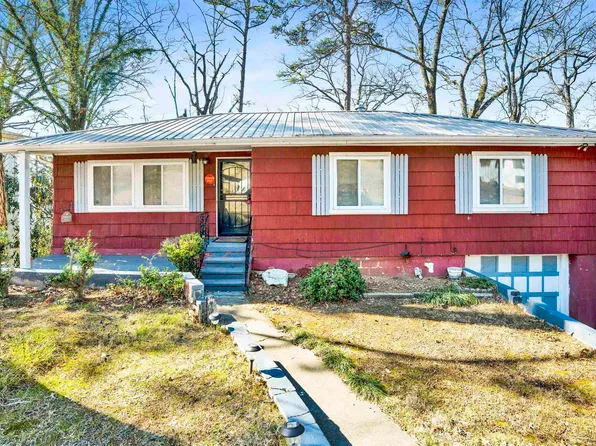 9244 Brookhurst Dr, Birmingham, AL 35235