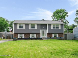 8207 Sealston Dr, Louisville, KY 40228